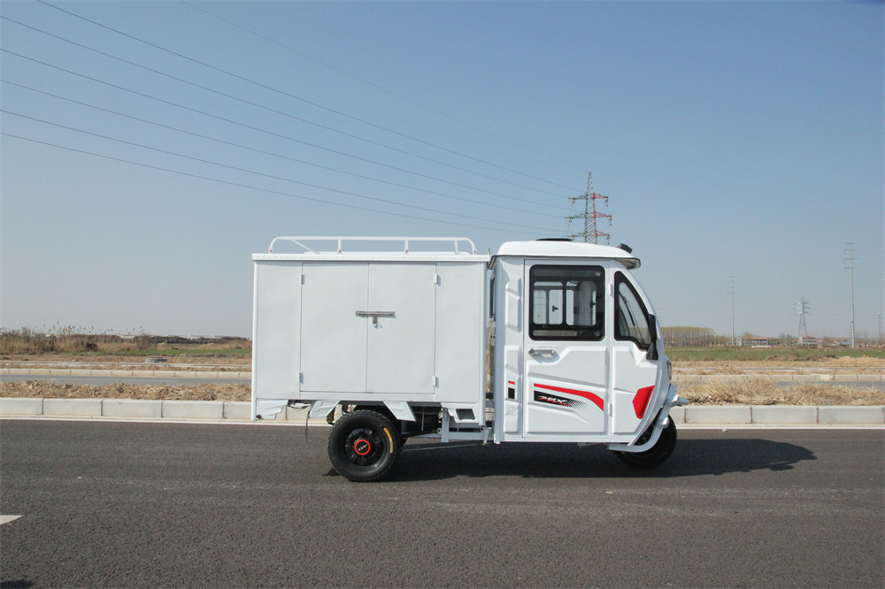 Tricycle électrique de carburant à 1,6 mètre fermé