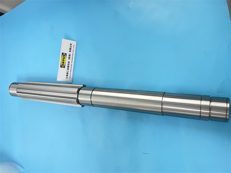 Custom made precision long shaft spline shafts