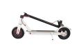 Scooter elettrico portatile con design pieghevole