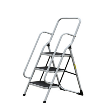 APPROVED STEEL LADDER