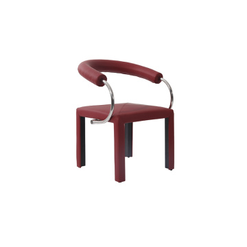 Arcadia Leather Lounge -stol designad av Paolo Piva