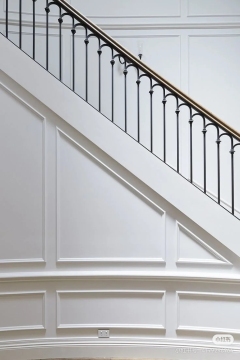 Integrates fashionable design, enhancing spatial beauty Modern style iron handrail