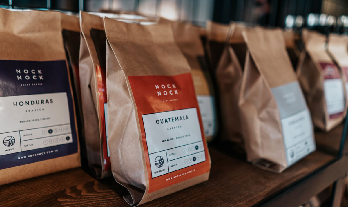Компостируемый пакетик для кофе с клапаном Compostable coffee bag structure with valve