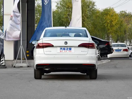 2021 Volkswagen E-BORA