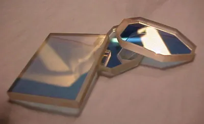 Optical Mirror for Optical Viewers