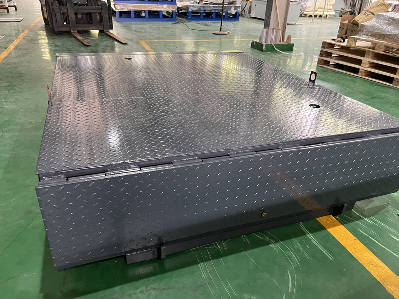 warehouse mechanical loading dock leveler 1