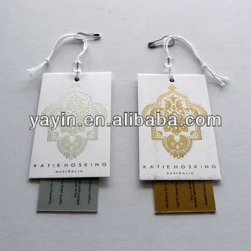 Customized garment hangtags