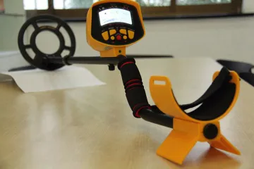 Hand held metal detector treasure hunting (MS-9020C)