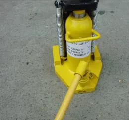 Mechanical rack jack with double-lever sockets