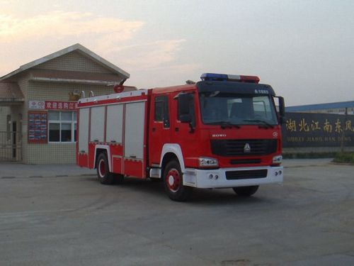 Sinotruk Howo usó vehículos de comando de fuego para la venta