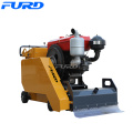 콘크리트 Scarifier Planer Machine을 걸어갑니다