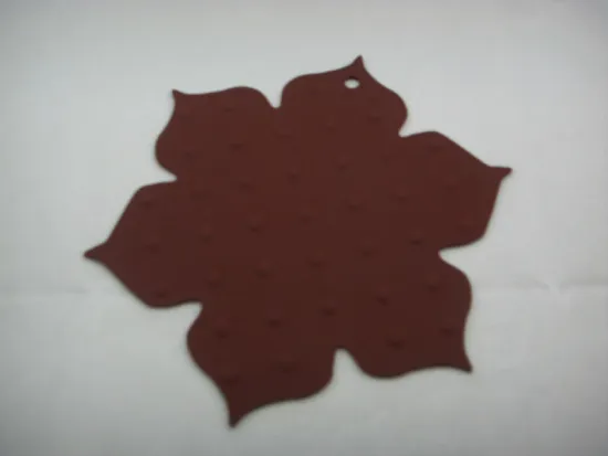maple leaf shape silicone cupmat /placemat