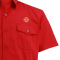 Camiseta ajustada roja del hombre de la solapa