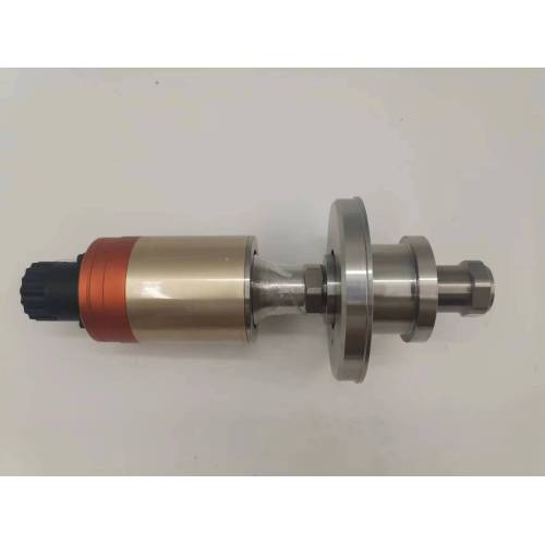 35kHz 1200W Titanyum Ultrasonik Dönüştürücü
