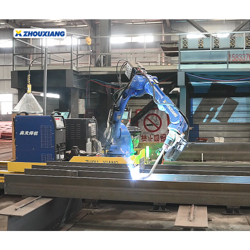 Steel Structure Welding Robot WorkingStation On Rail