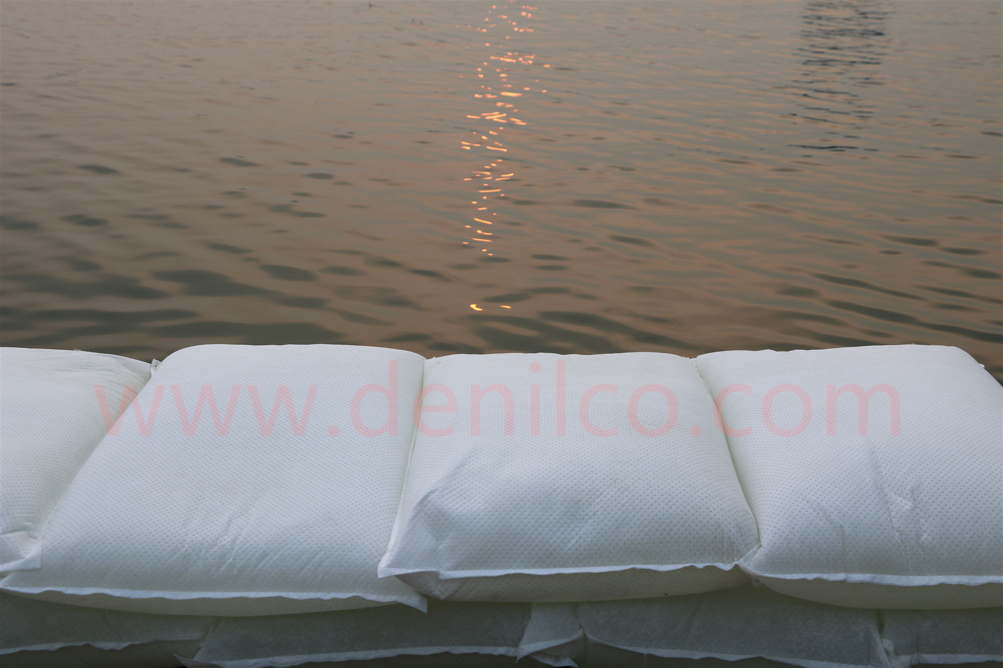 how to use sandless sap anti flood sandbags