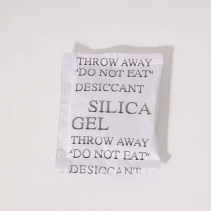 Moisture-proof and mildew-proof desiccant