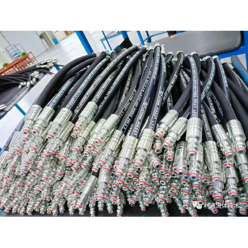 Durable and High-Performance Hydraulic Oil Hose