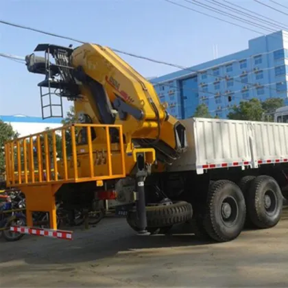 XCMG Knuckle Boom crane mounted