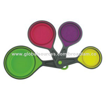 Silicone measuring cups, nylon handle