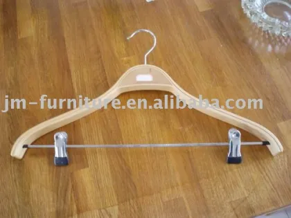 clothes rack/clothes hangers/wooden furniture