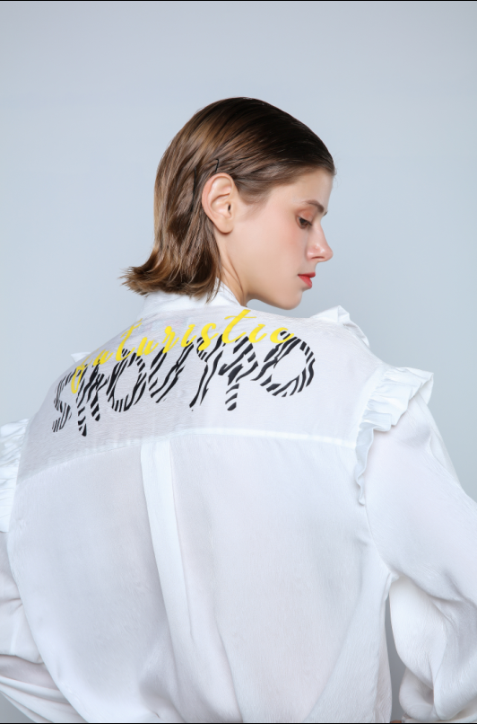 Ruffled shoulder and jabot frills