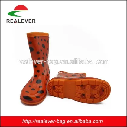 Cheap fashion children rain boot/ kids waterproof winter boots