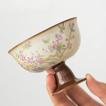 Exquisite Hand-Painted Peach Blossom Kung Fu Tea Cup