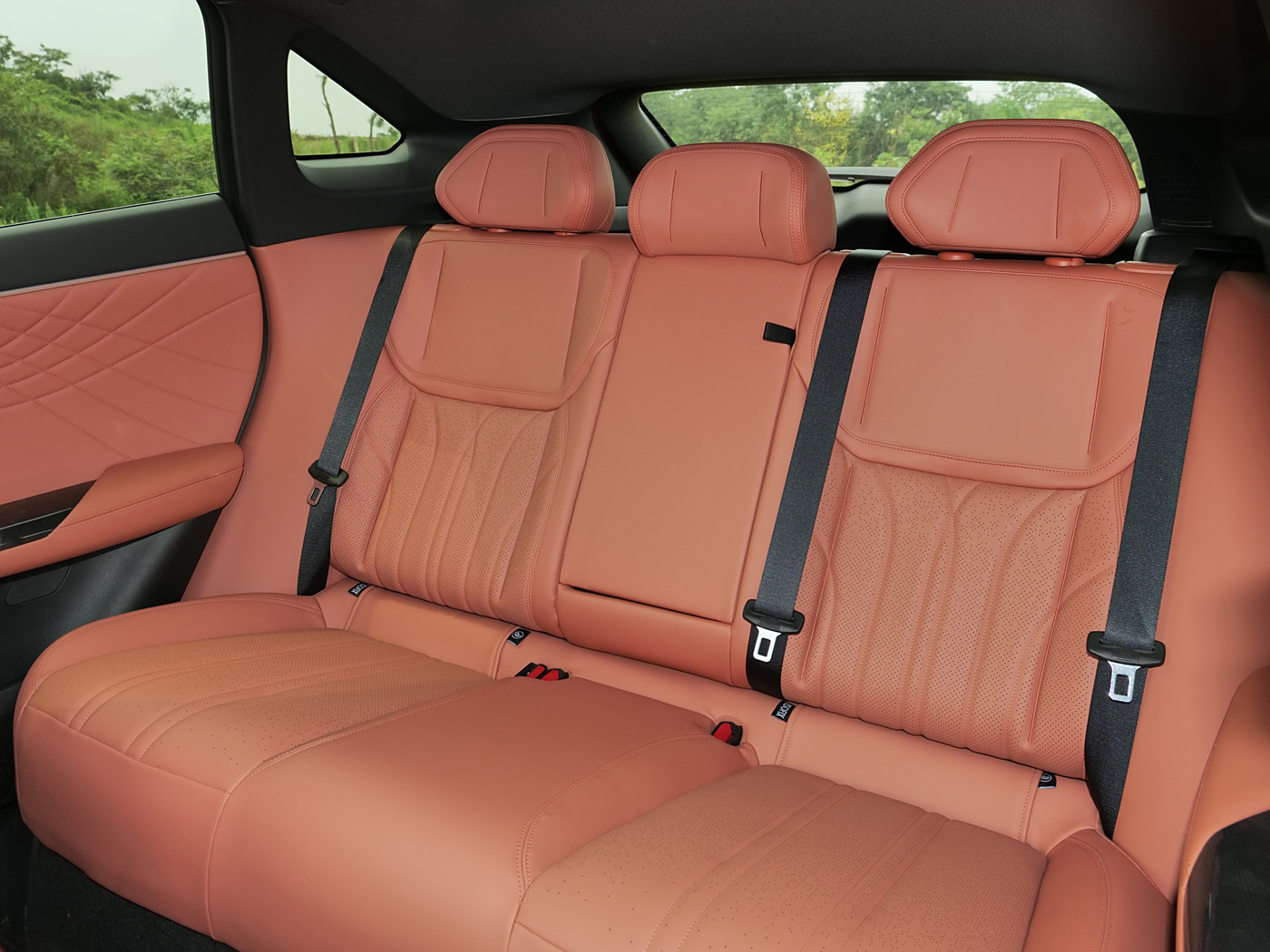 Changan Deepal S07 Hybrid Electric SUV Cars
