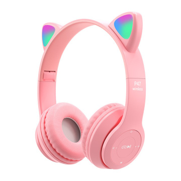 2023 Hot Sale Waterproof LED Cute TWS Wireless Earphones with RGB