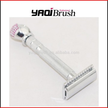 Lady use safety razor double edge