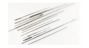 Servo controlled roller straightening machine