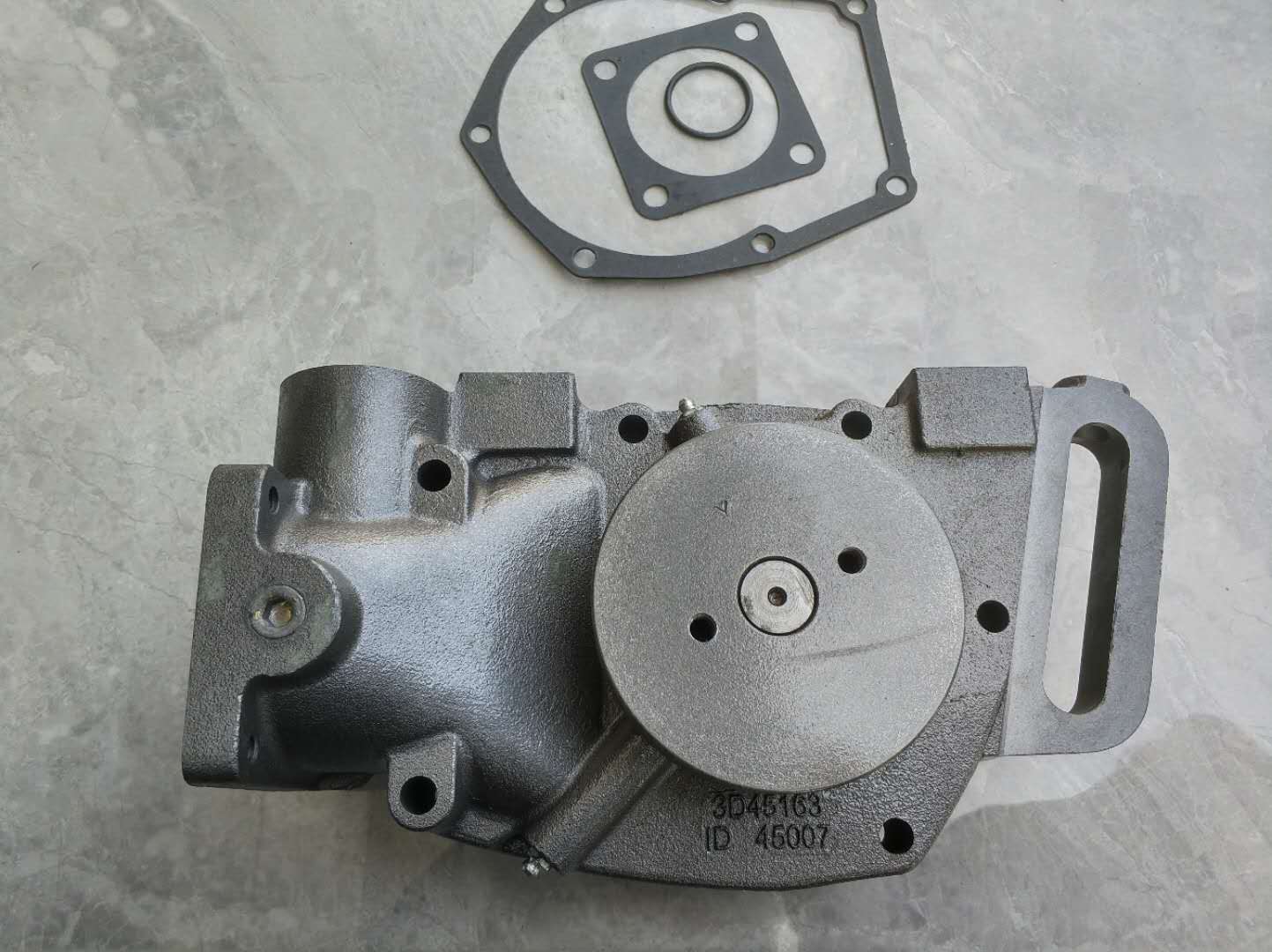 3022474 3045163 shantui SD22 SD32 NTA855 water pump (1)