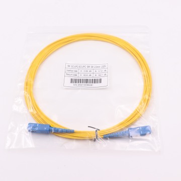 SC UPC 5M SIMPLEX सिंगल मोड फाइबर ऑप्टिक पैच कॉर्ड G652D G657A1 G657A1 G657A2 SC UPC 5M 2.0 मिमी या 3.0 मिमी FTTH फाइबर ऑप्टिक जम्पर केबल "हालांकि, इसे और अधिक संक्षिप्त और SEO- फ्रेंडली बनाने के लिए, आप विचार कर सकते हैं:" SC UPC 5M सिंगल मोड फ