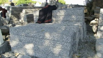 Hot Black Granite Fence