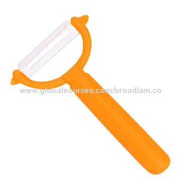 Ceramic Peeler with Zirconium Oxide Blade