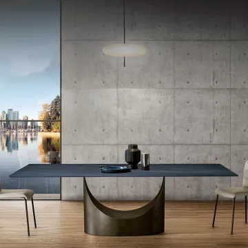 Nordic light luxury dining table