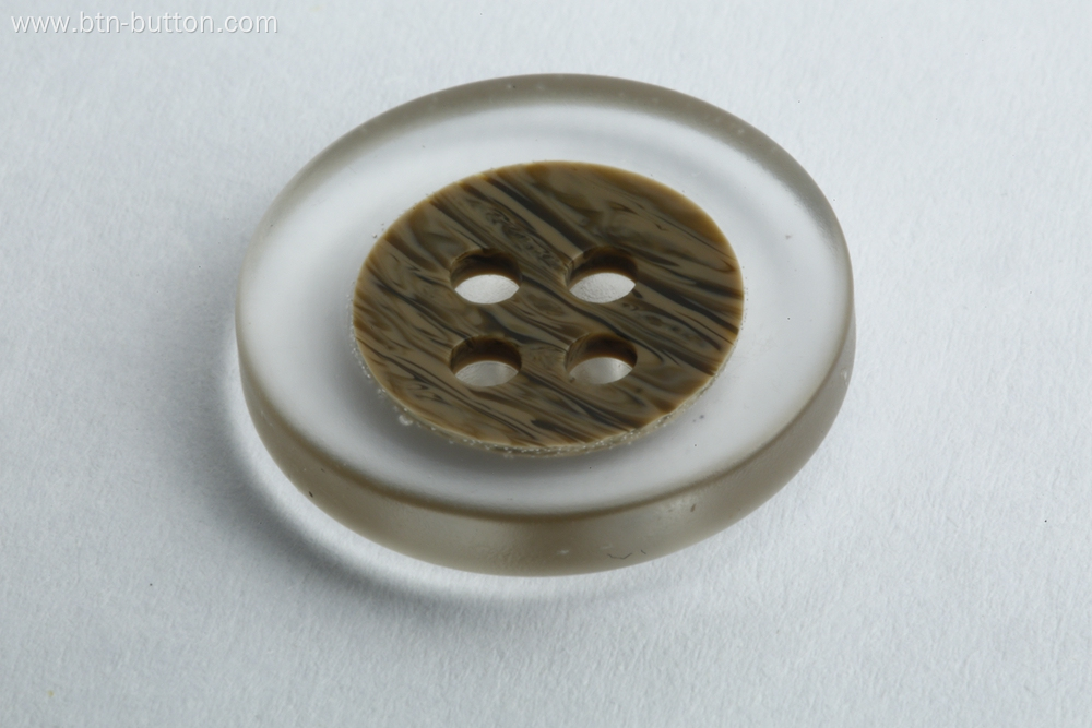 Transparent buttons for trench coats