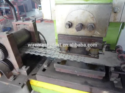 razor wire machine buy from anping ying hang yuan