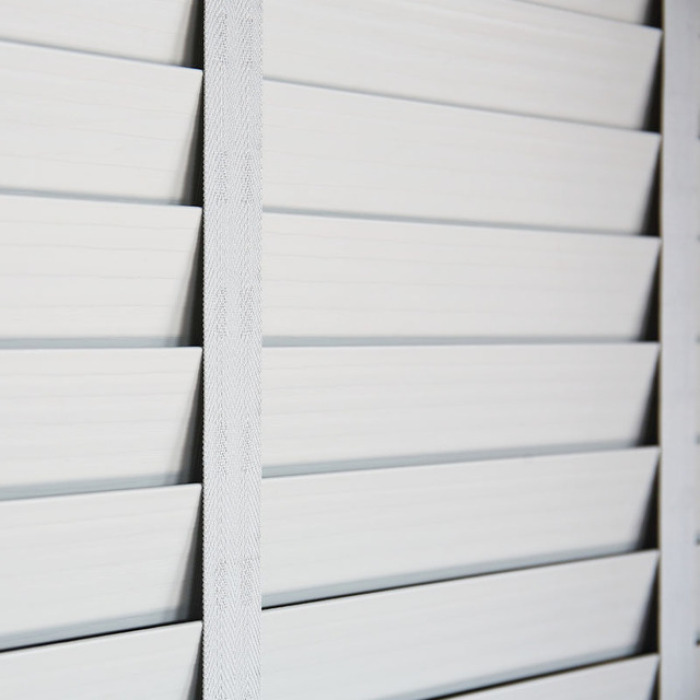 Großhandel massive hölzerne PVC -Schäume schnurloser Holz Jalousien