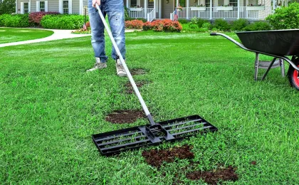 7ft Aluminum Heavy Duty Landscape Rake Handle with Ground Plate