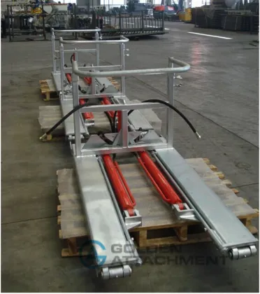 Forklift waste collection equipment bin tipper