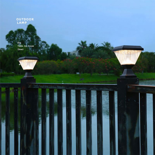 2W Solar Outdoor Gate Pillar Lights