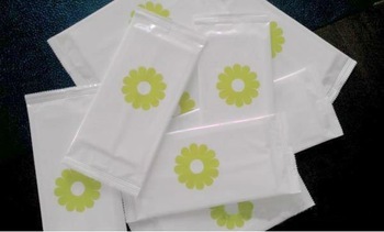 disposable wet wipes