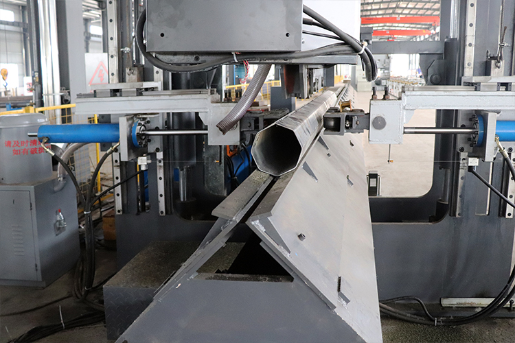 CNC Gantry Seam Welder