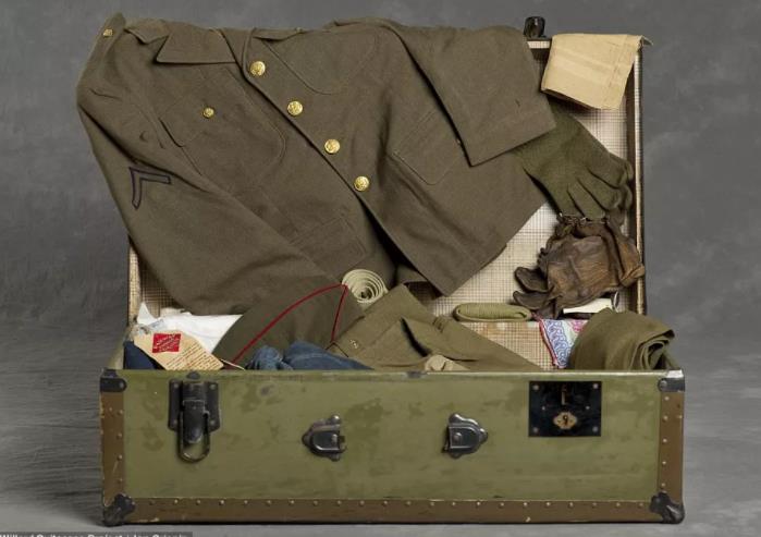 men's luggage men's luggage