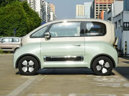 Cheapest Electric SUV: Baojun KIWI EV 305KM Mini Electric Car in China