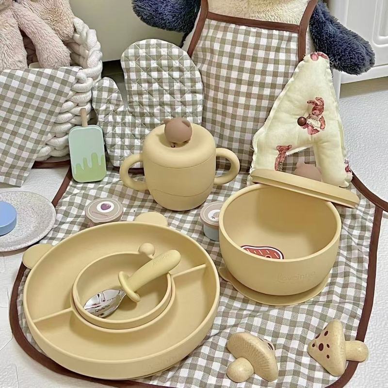 Bear-Ear Toddler Tableware Set with Practical Design