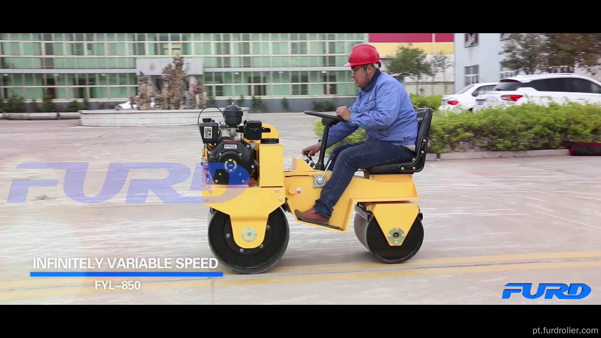 Grande estoque de passeio de 700 kg no rolo compactador de vibração de tambor duplo