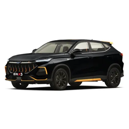 Changan Oushang X5 1.5t Used Car in Stock Cheapest Fuel Vehicle Changan Auchan X5 2023 Five Door Five Seat Compact SUV